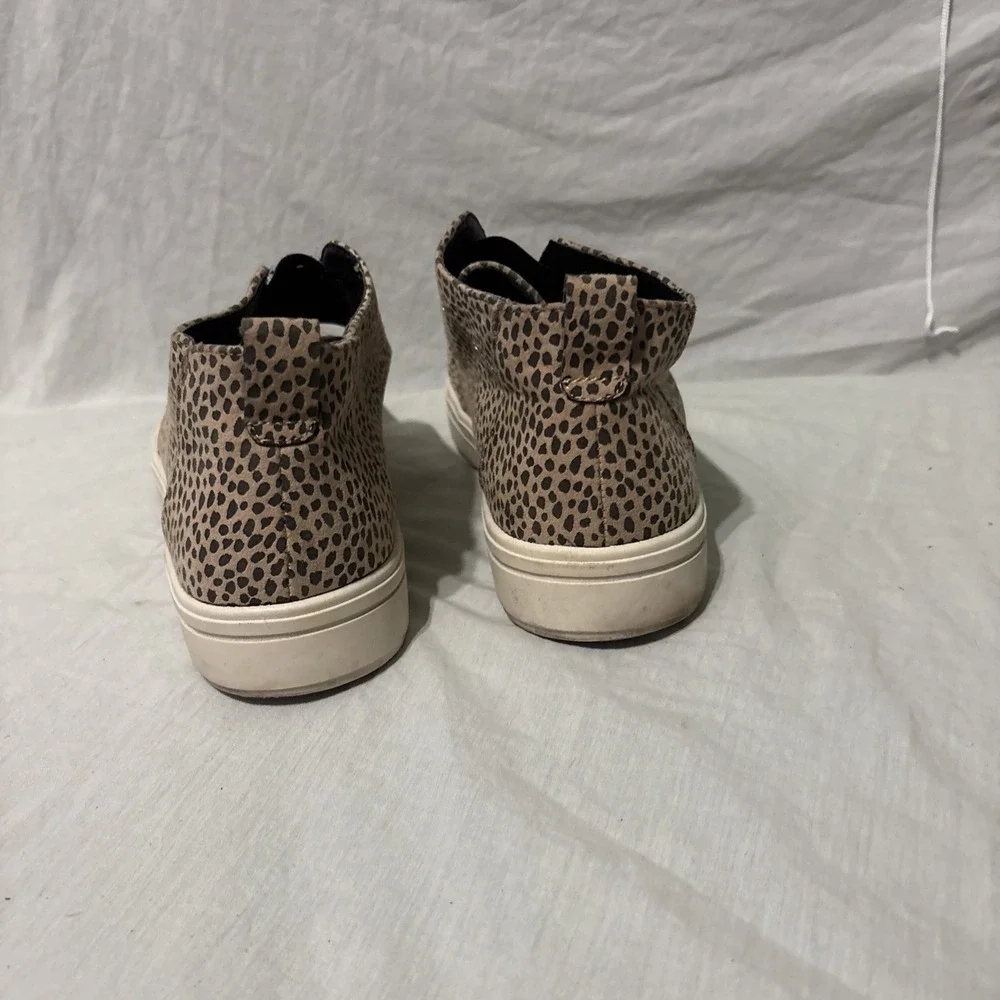 Universal Thread‎ Lillian Leopard Slip On Shoes Women's Size 9.5 Casual Target
